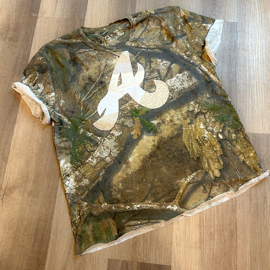 XL One-of-a-Kind Braves Camo Tee